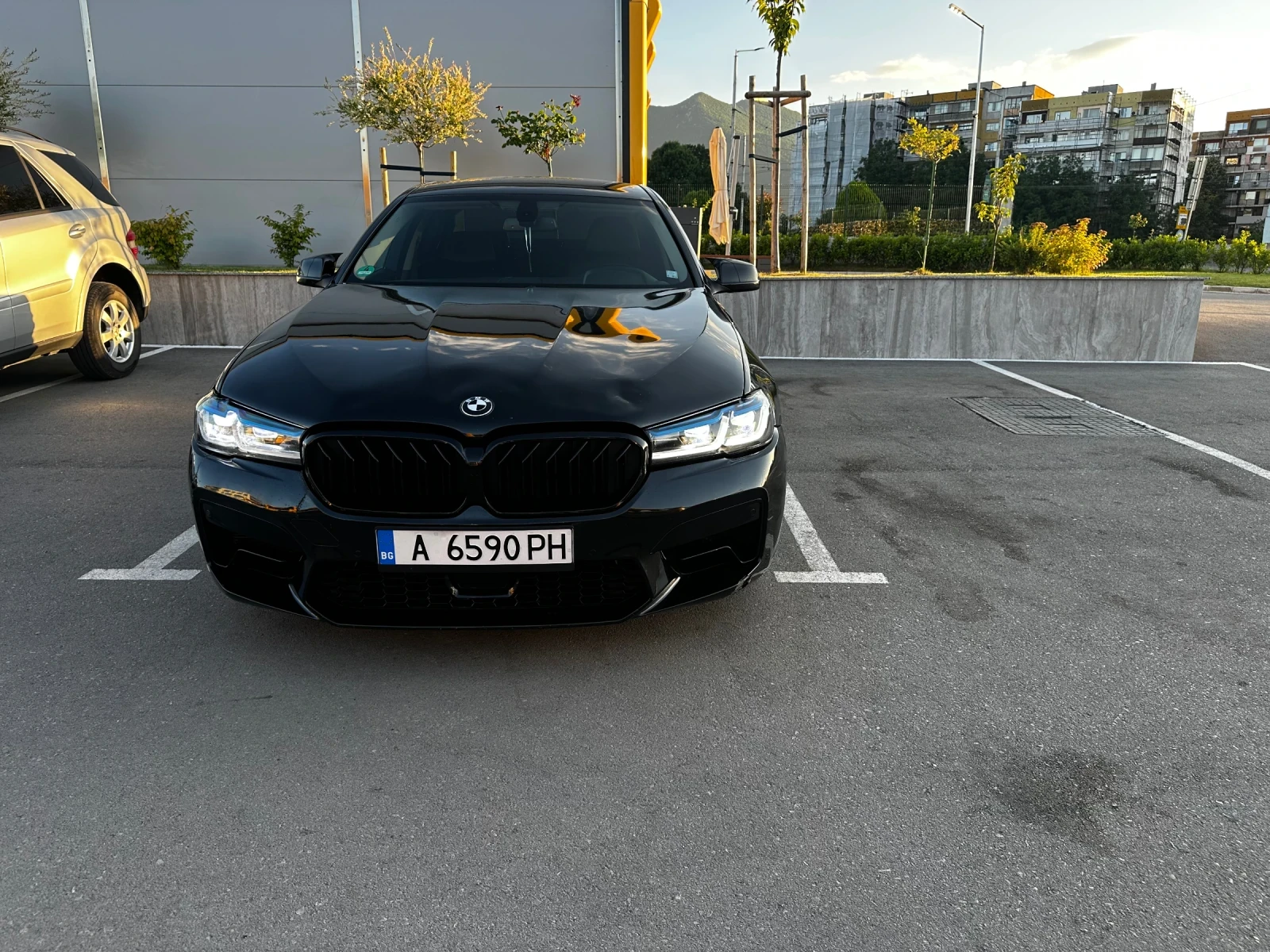 BMW 530 xDrive 3.0D 258 к.с., снимка 2 - Автомобили и джипове - 55027392