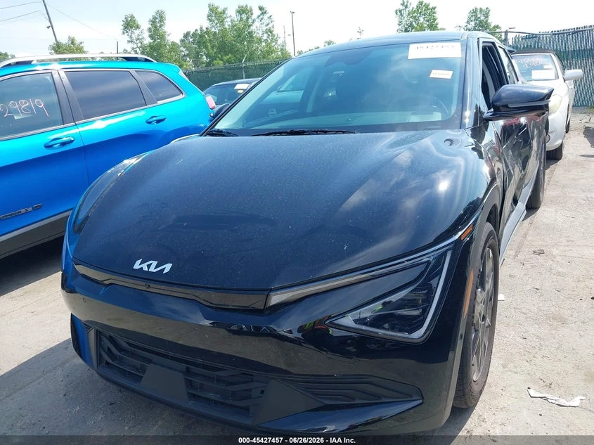 Kia EV6 Light Long Range Awd, снимка 12 - Автомобили и джипове - 55265370