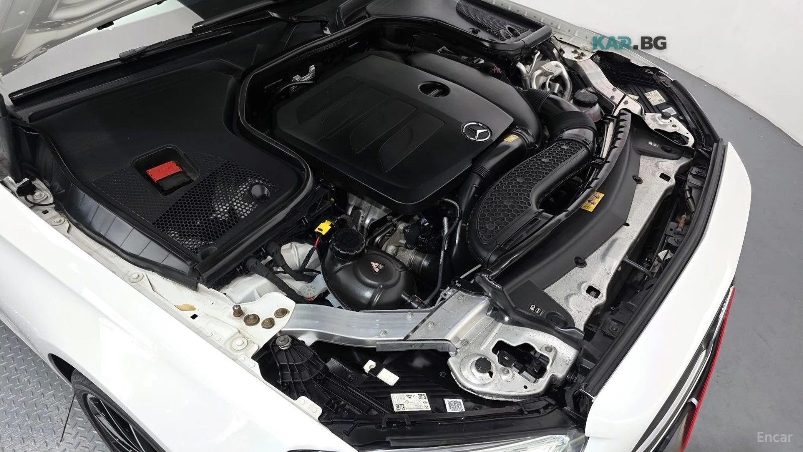 Mercedes-Benz E 350 4MATIC/AMG-LINE/DRIVE-ASSISTS/BURMESTER/SUNROOF, снимка 17 - Автомобили и джипове - 55294298