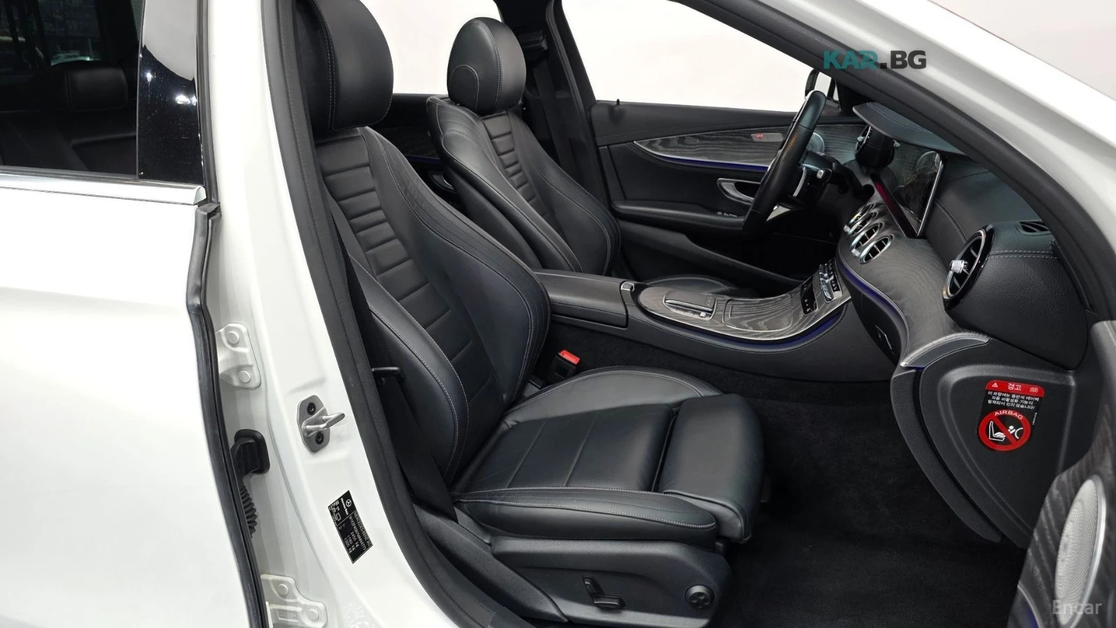Mercedes-Benz E 350 4MATIC/AMG-LINE/DRIVE-ASSISTS/BURMESTER/SUNROOF, снимка 15 - Автомобили и джипове - 55294298