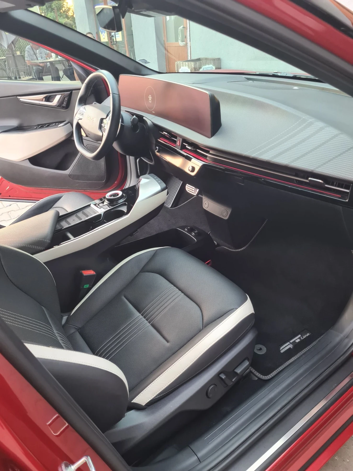 Kia EV6 GT- line 77.4kw 325�.� | Mobile.bg � ����������� 10