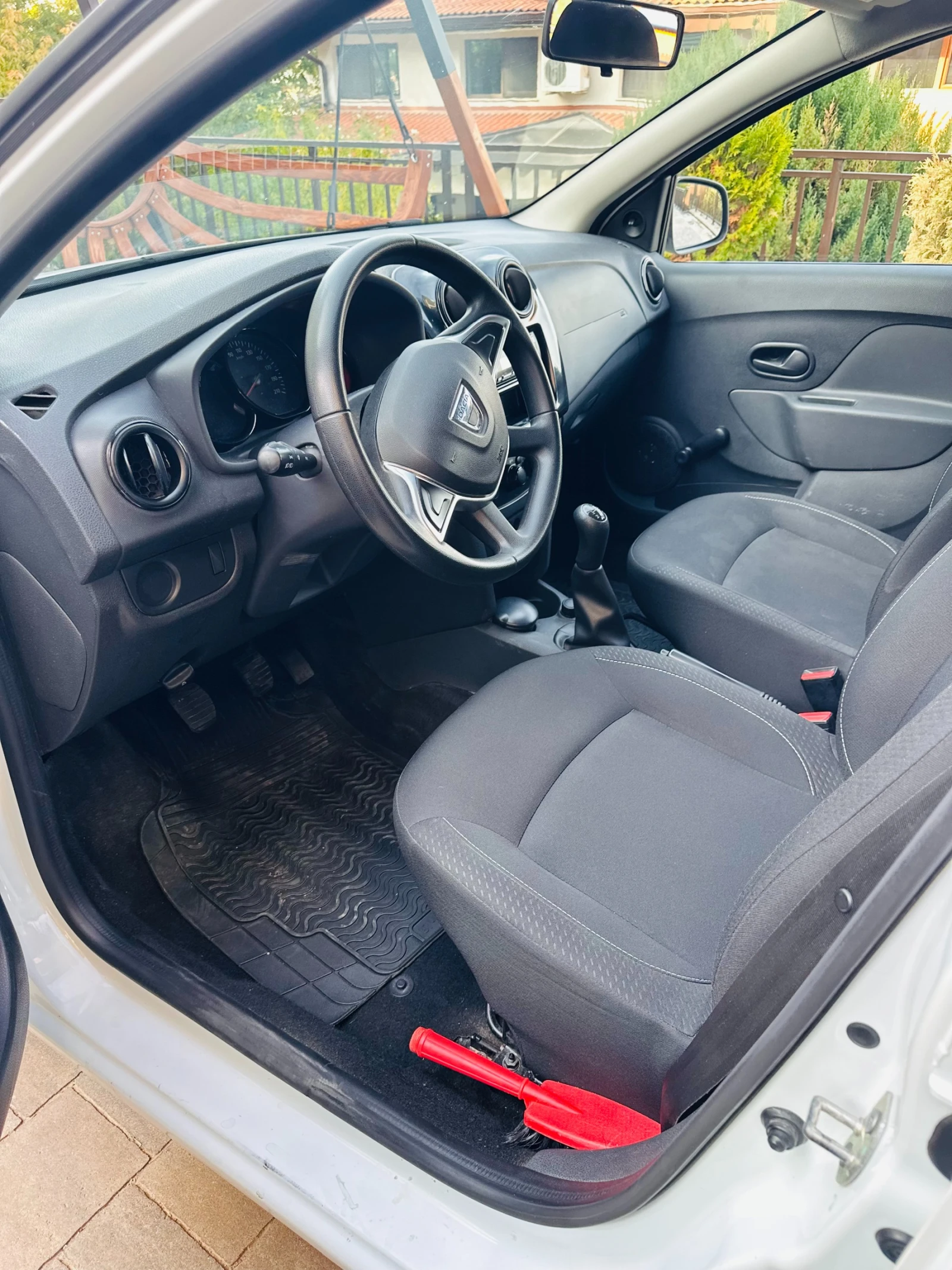 Dacia Sandero, снимка 6 - Автомобили и джипове - 56513847