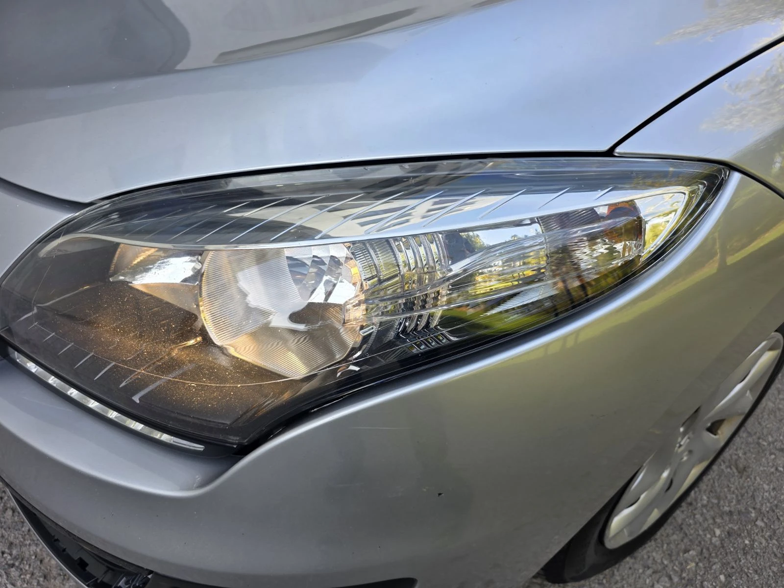 Renault Megane 1.5 DCI, снимка 16 - Автомобили и джипове - 56576535