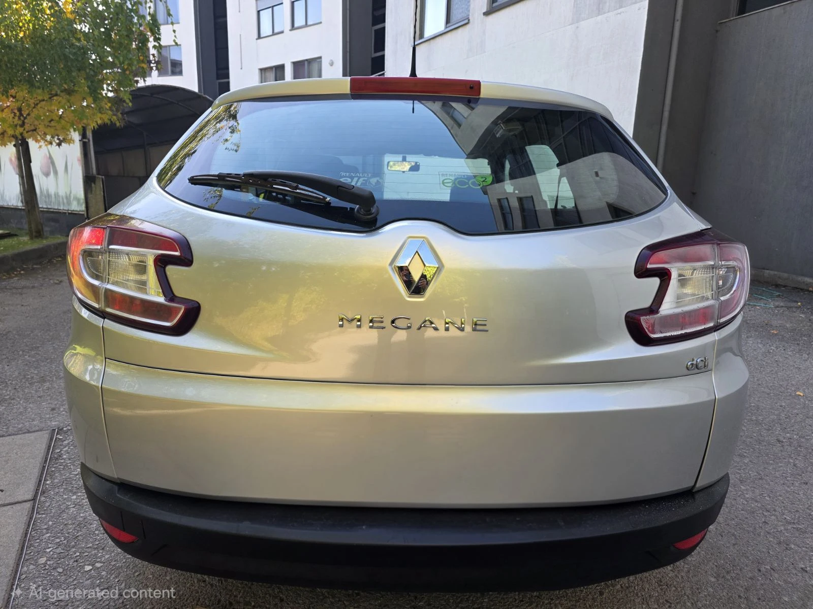 Renault Megane 1.5 DCI, снимка 5 - Автомобили и джипове - 56576535
