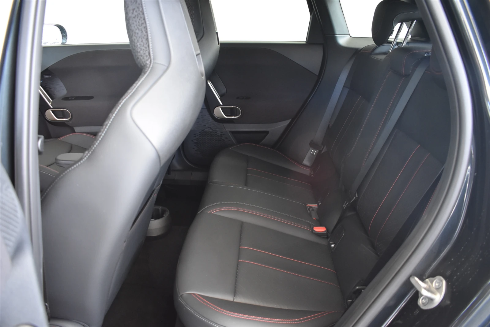 Mini Aceman SE, снимка 10 - Автомобили и джипове - 56636395