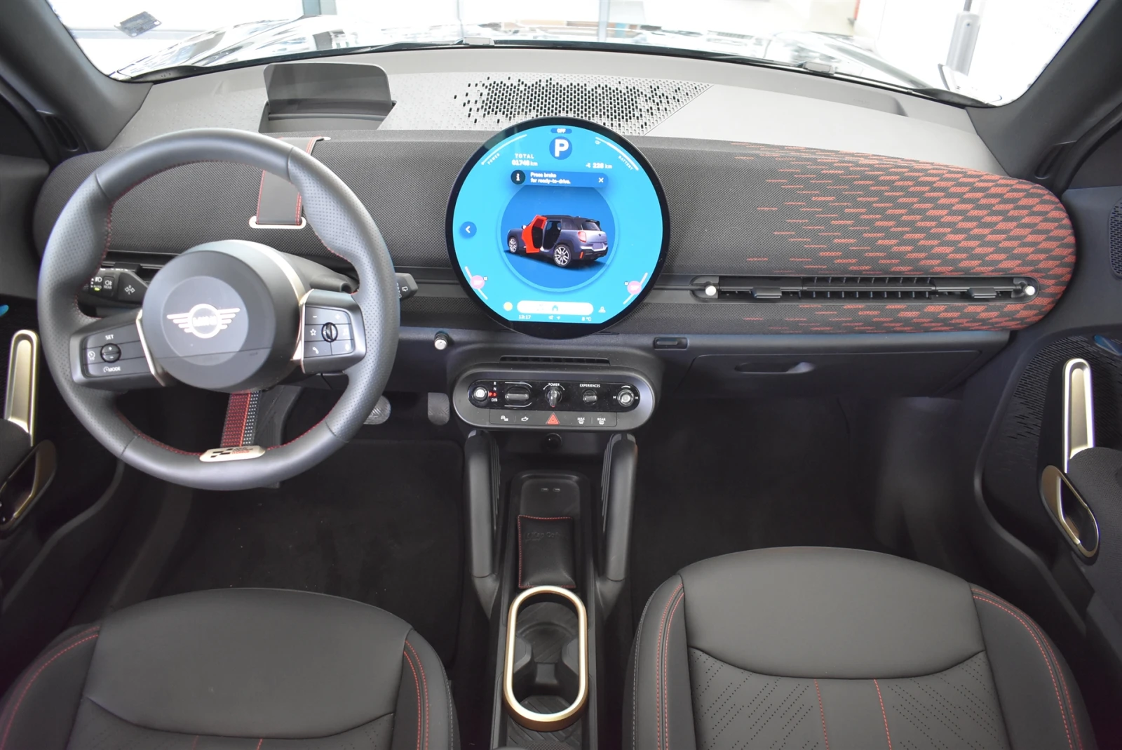 Mini Aceman SE, снимка 7 - Автомобили и джипове - 56636395