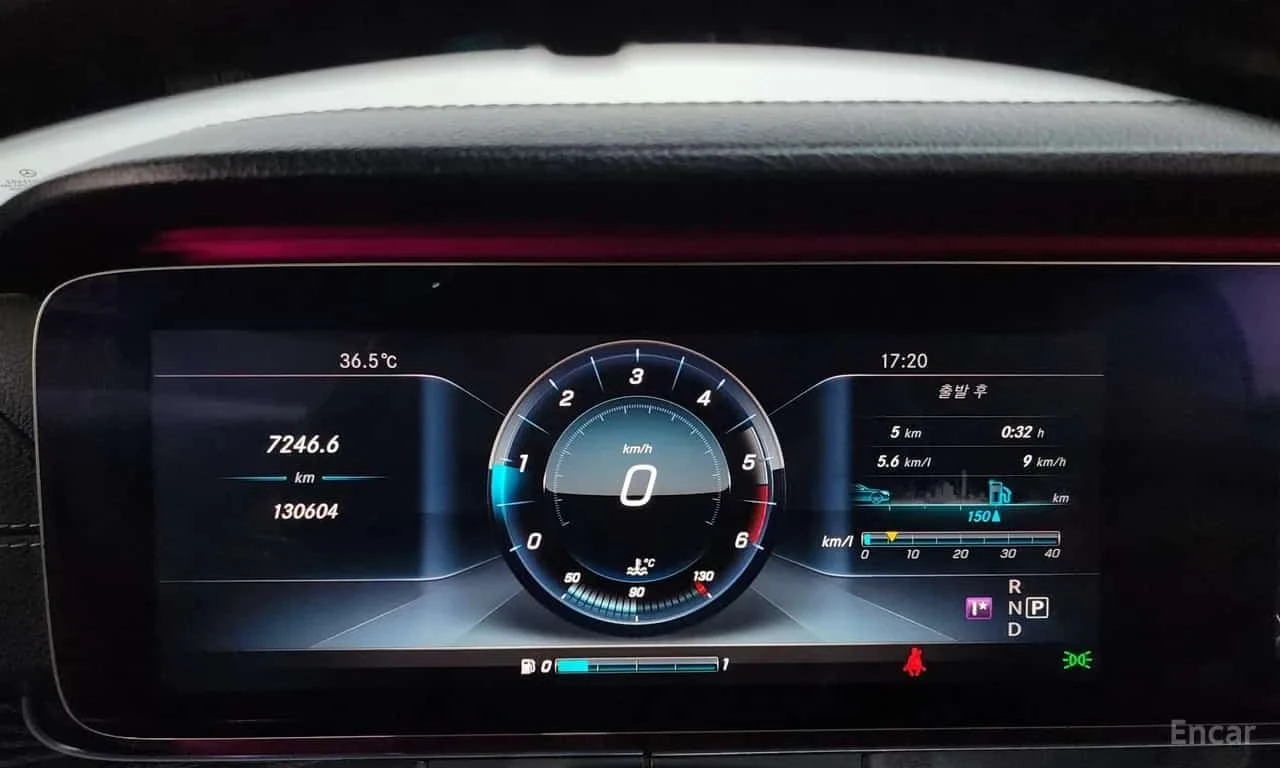 Mercedes-Benz E 220 * E220d Coupe * , снимка 8 - Автомобили и джипове - 56736002