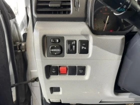 Toyota 4runner SR5* 4WD* CARFAX* , снимка 16