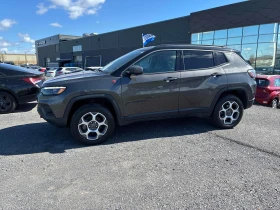 ������ Jeep Compass