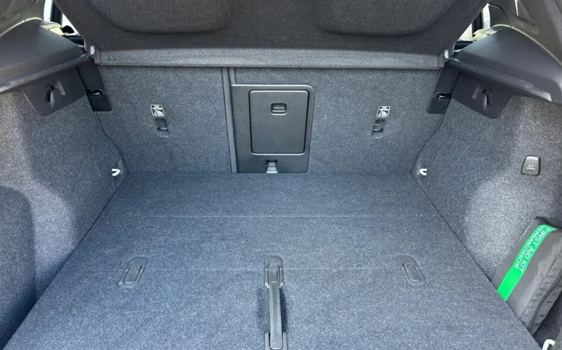 Volvo XC40 PLUS-BRIGHT B3/163HP/2WD/DIGITAL/MEMO/KLESS/628f, снимка 7 - Автомобили и джипове - 51441657