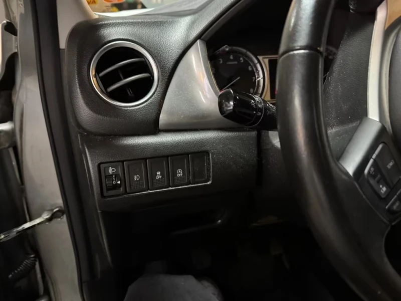 Suzuki Vitara 1.6b Comfort 120ps, снимка 14 - Автомобили и джипове - 52745926