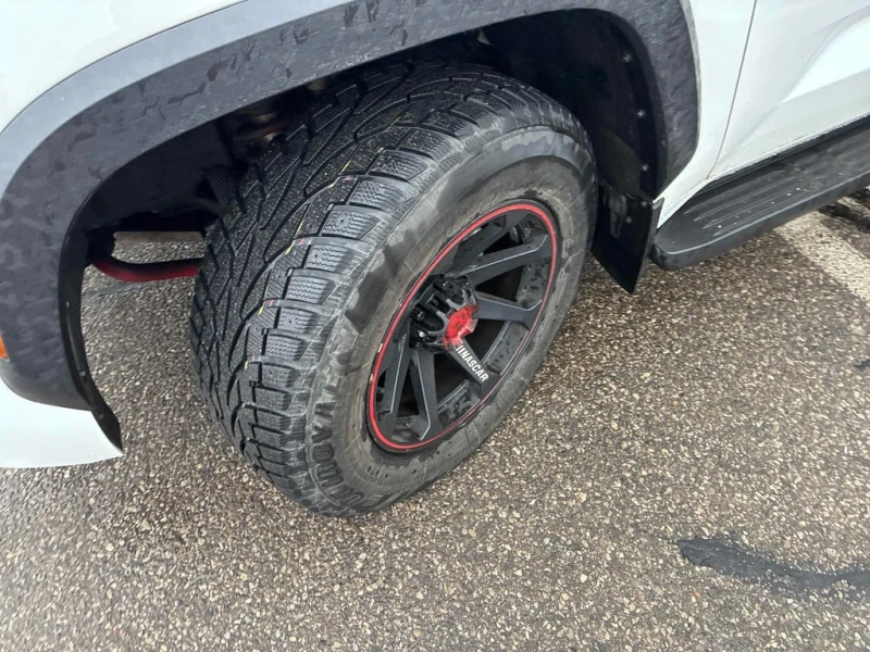 Toyota Sequoia 4WD  CARFAX, снимка 7 - Автомобили и джипове - 53447301