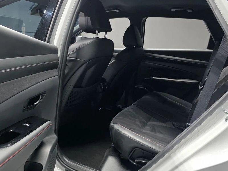 Hyundai Tucson Gasoline 1.6 Turbo 2WD| 177к.с.| ВКЛ.ТЕХНОТЕСТ, снимка 12 - Автомобили и джипове - 55430377