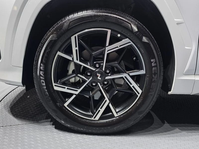 Hyundai Tucson Gasoline 1.6 Turbo 2WD| 177к.с.| ВКЛ.ТЕХНОТЕСТ, снимка 5 - Автомобили и джипове - 55430377