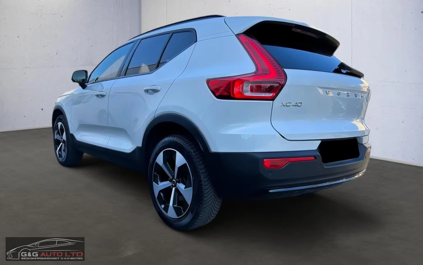 Volvo XC40 PLUS-BRIGHT/247HP/2WD/DIGITAL/CPIT/MEMO/KLESS/628f - изображение 4