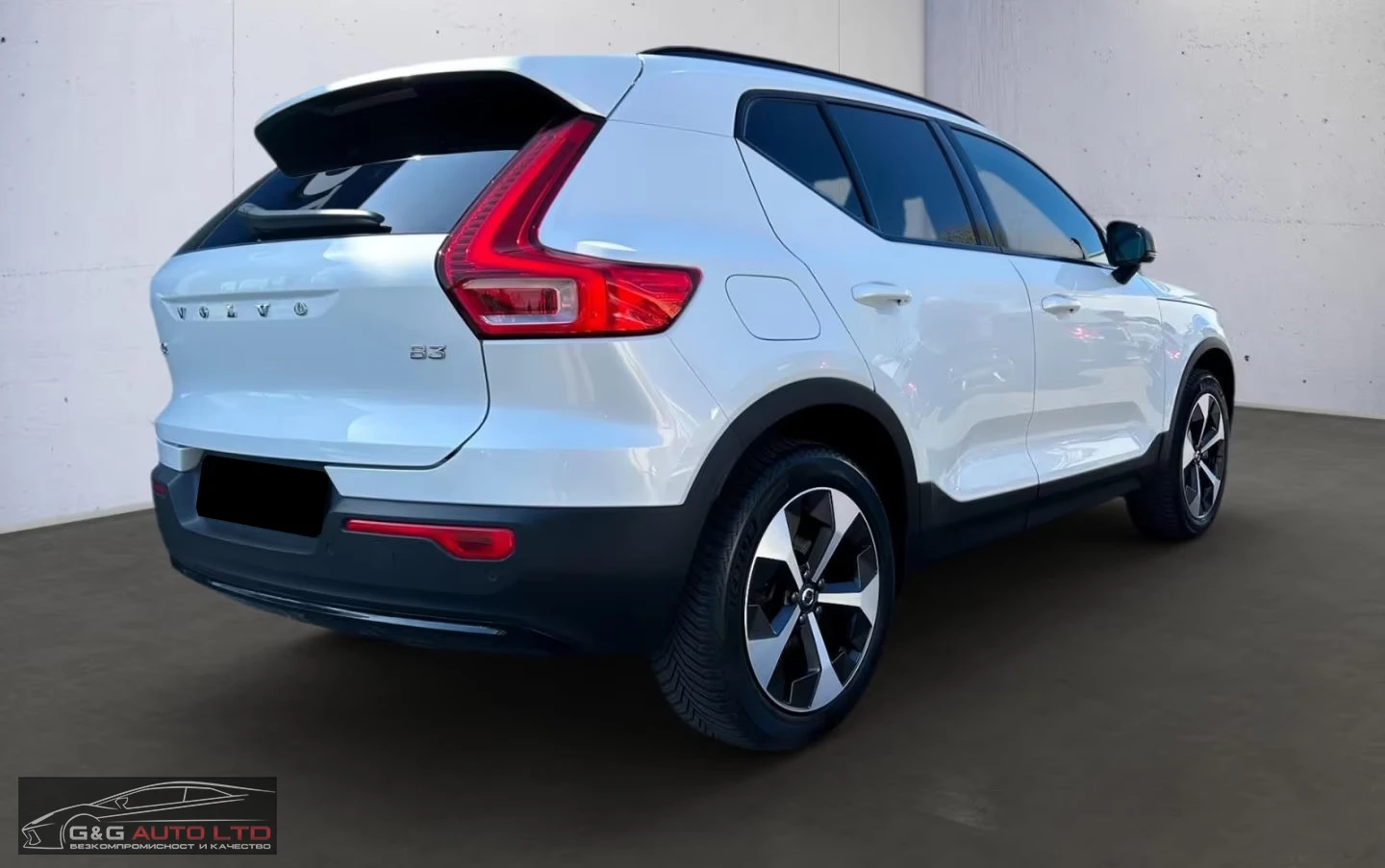 Volvo XC40 PLUS-BRIGHT/247HP/2WD/DIGITAL/CPIT/MEMO/KLESS/628f - изображение 6