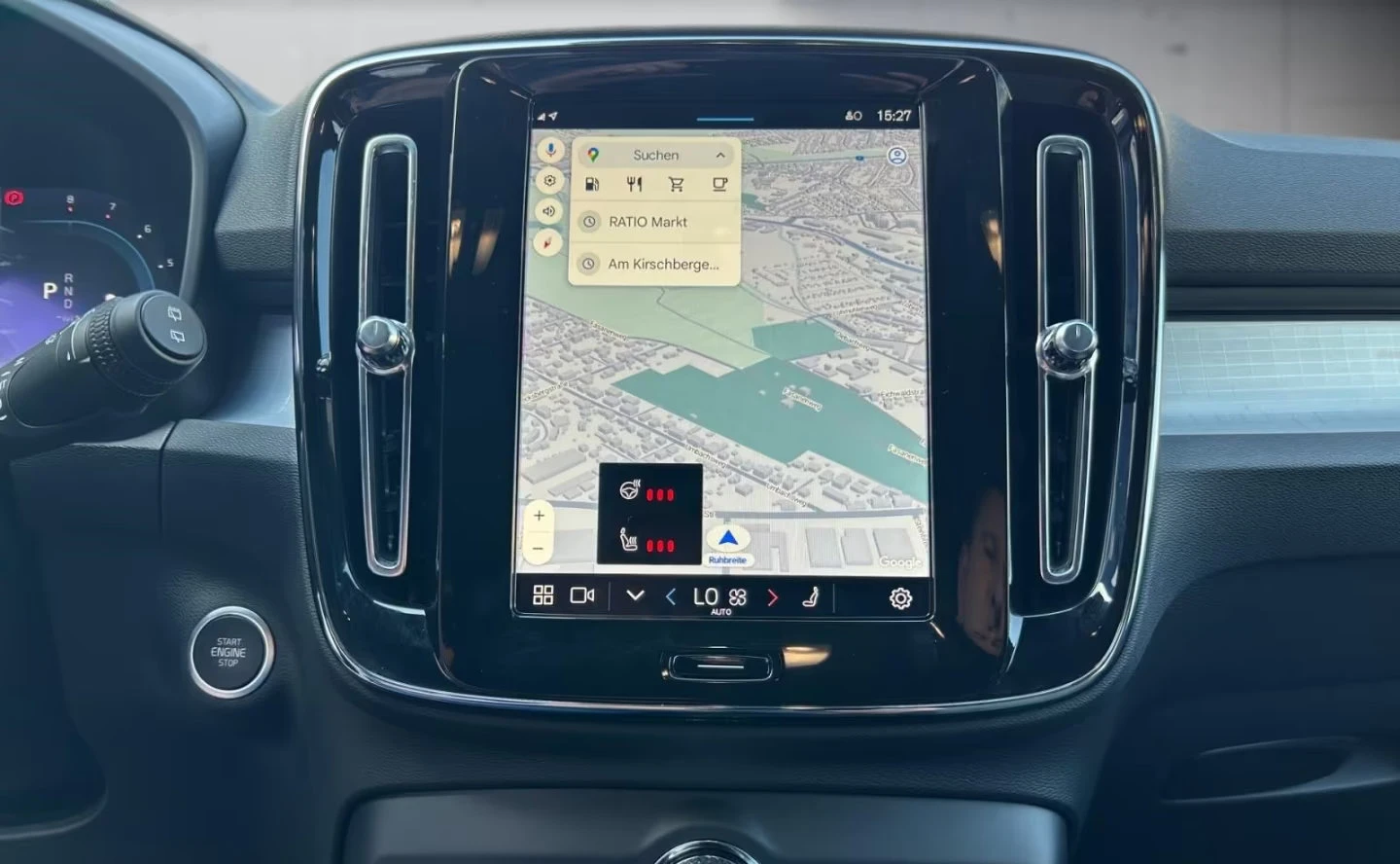 Volvo XC40 PLUS-BRIGHT B3/163HP/2WD/DIGITAL/MEMO/KLESS/628f | Mobile.bg   13