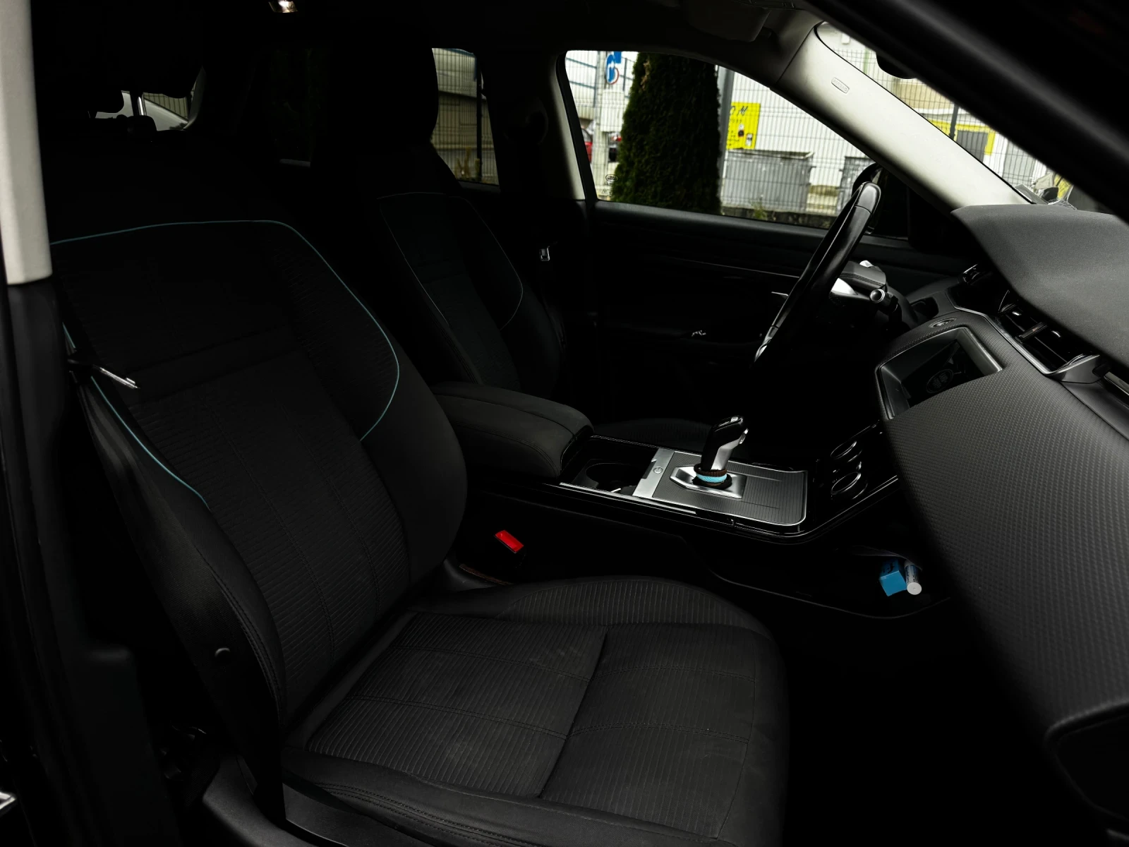 Land Rover Range Rover Evoque Facelift 2.0d AWD Santorini Black | Mobile.bg   15