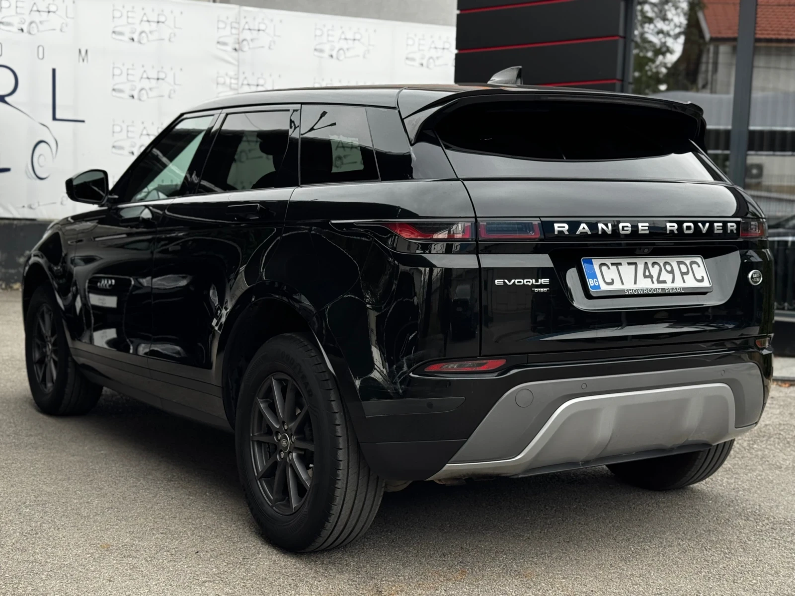 Land Rover Range Rover Evoque Facelift 2.0d AWD Santorini Black - изображение 5