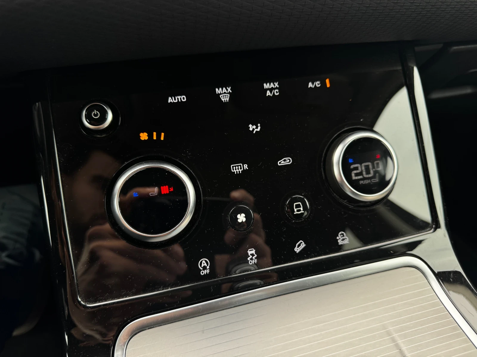 Land Rover Range Rover Evoque Facelift 2.0d AWD Santorini Black | Mobile.bg   11