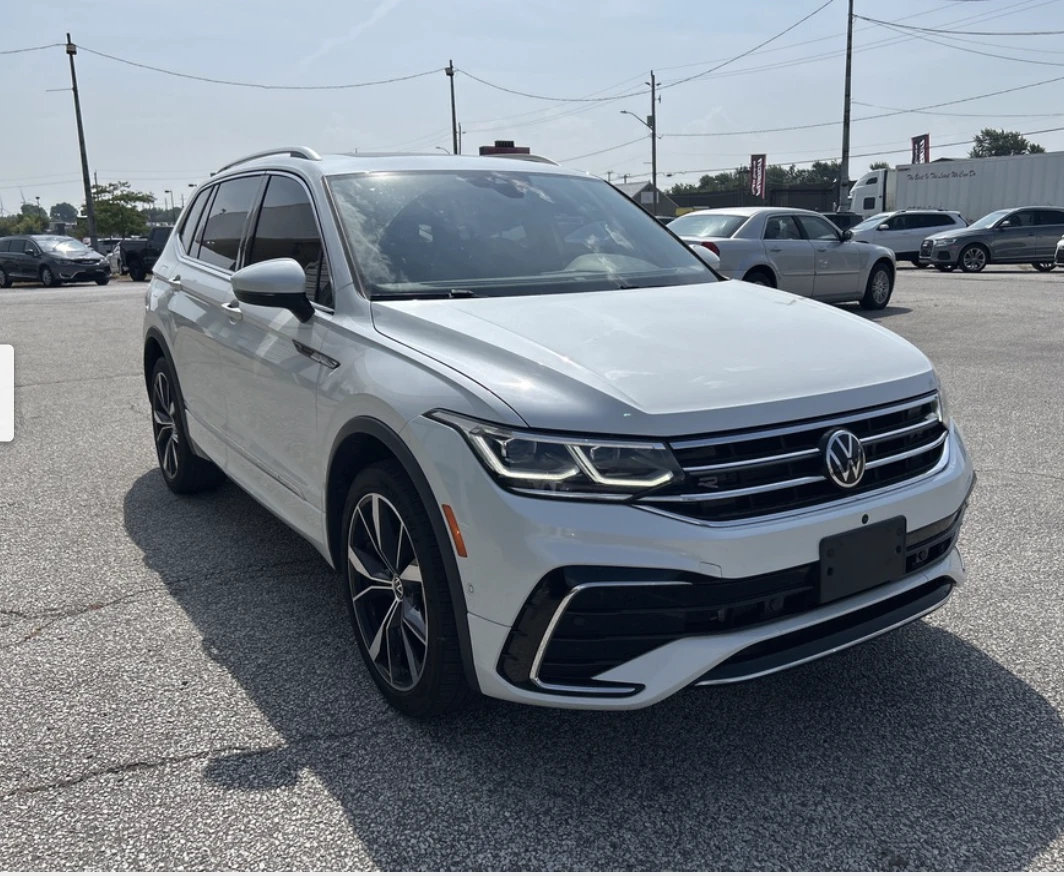 VW Tiguan R* LINE* HIGHLINE* ПАНОРАМА* 360КАМЕРА* КЕЙЛЕС* FA - изображение 3