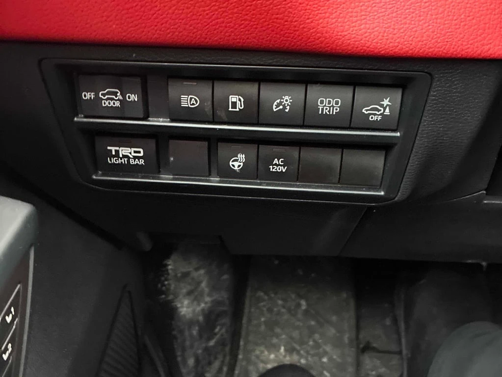 Toyota Sequoia 4WD  CARFAX | Mobile.bg � ����������� 15