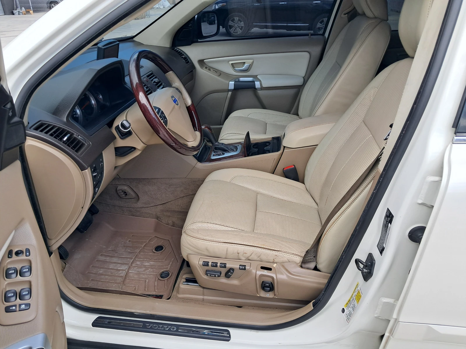 Volvo Xc90 4.4 AWD, снимка 7 - Автомобили и джипове - 54255859