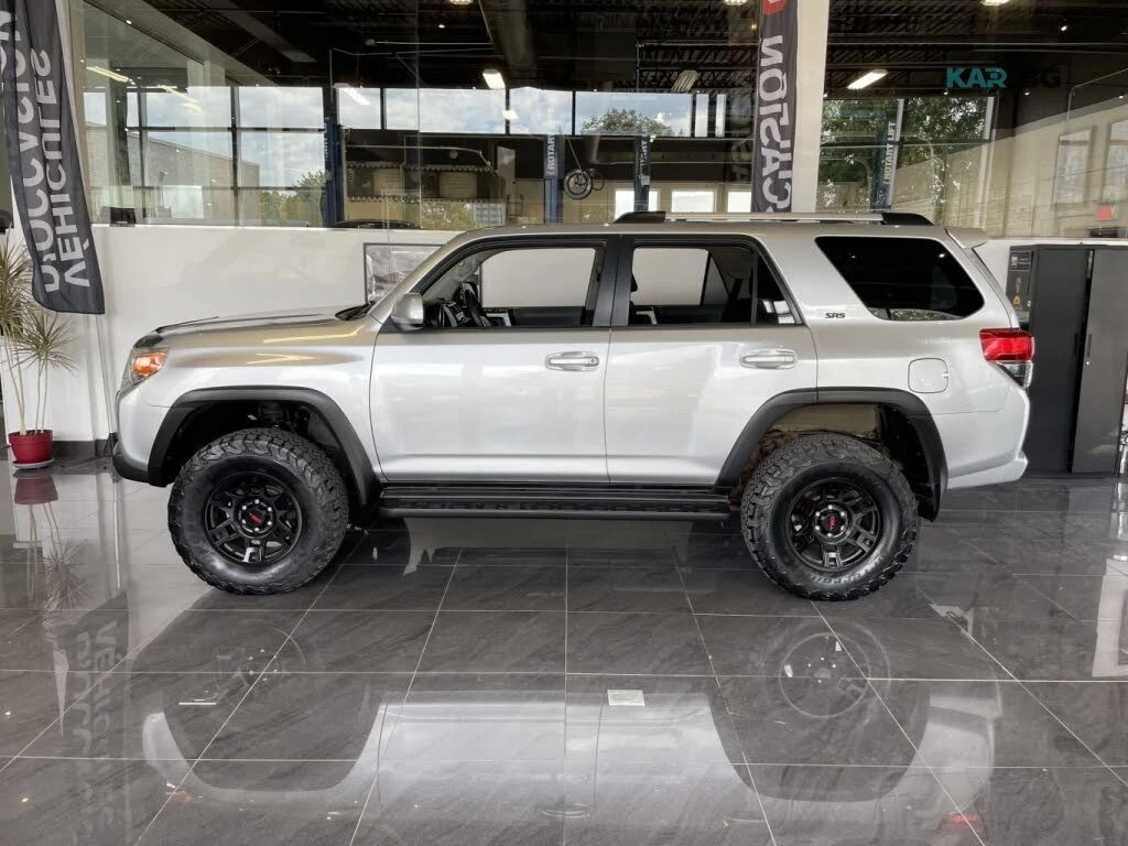 Toyota 4runner SR5* 4WD* CARFAX* , снимка 7 - Автомобили и джипове - 55387507