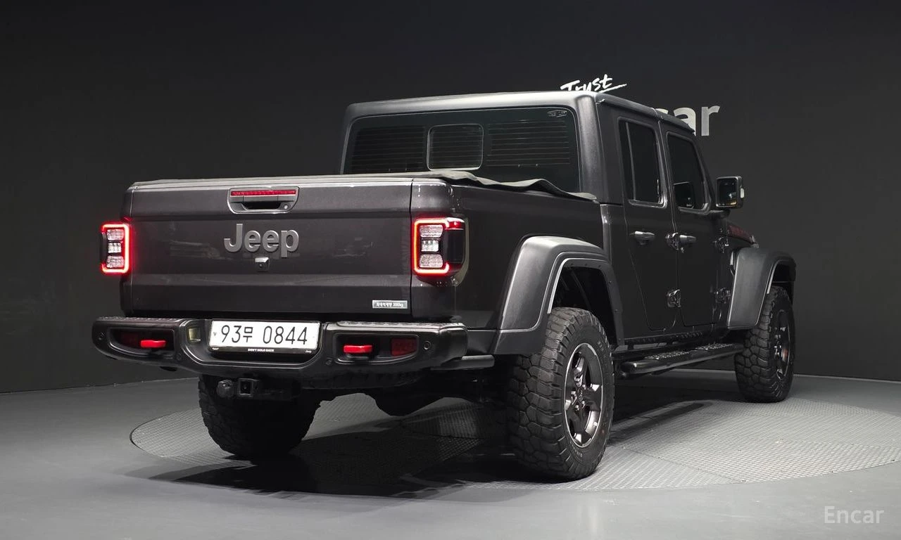 Jeep Gladiator 3.6* V6* RUBICON* ПОДГРЕВ* КАМЕРА* , снимка 2 - Автомобили и джипове - 55742977