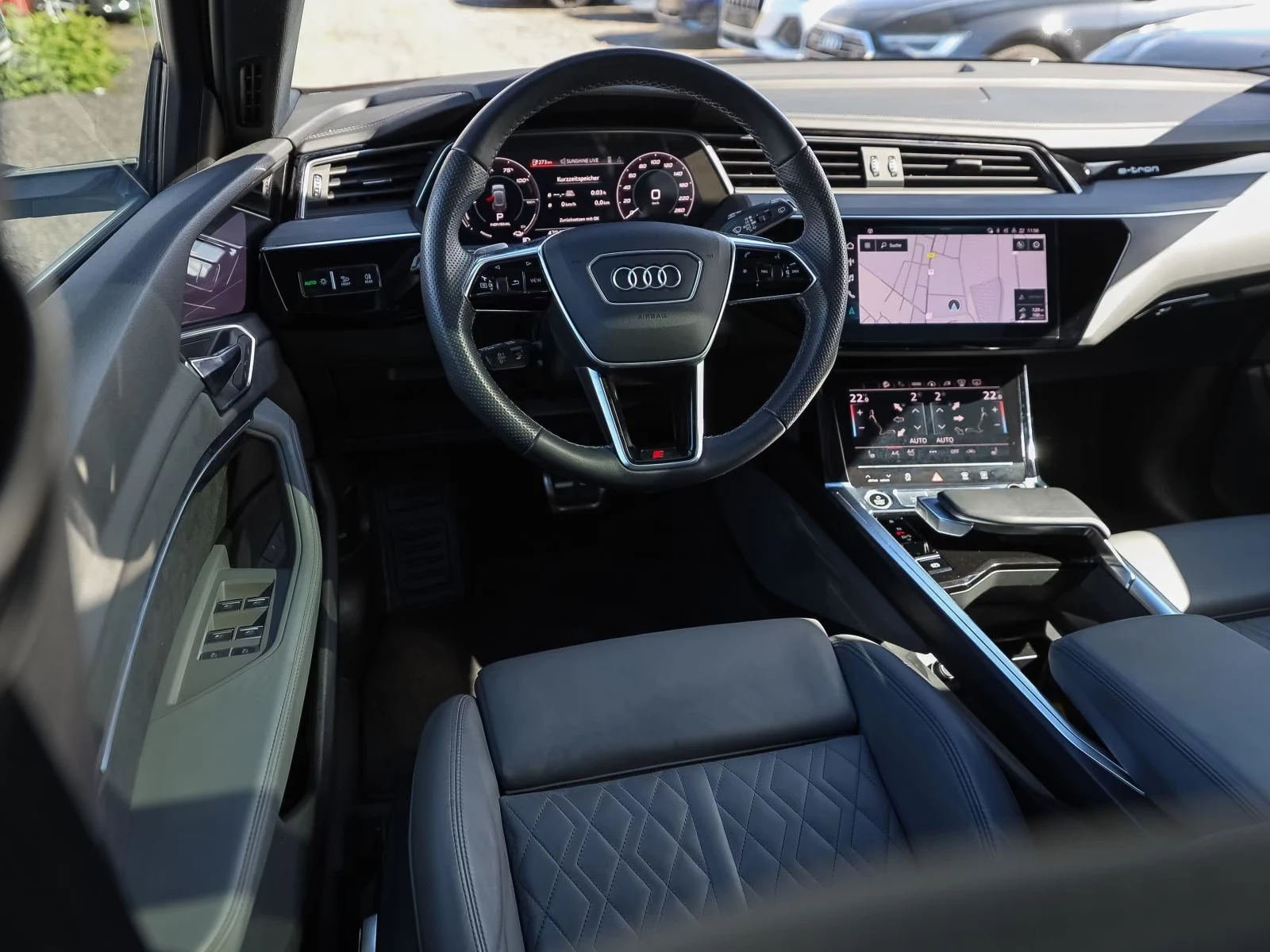 Audi Q8 e-tron 55/408HP/S-LINE/MATRIX/360/B&O/MEMO/712q | Mobile.bg � ����������� 9