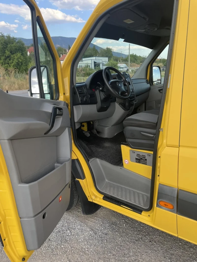 VW Crafter 2.0, снимка 6 - Бусове и автобуси - 52530484