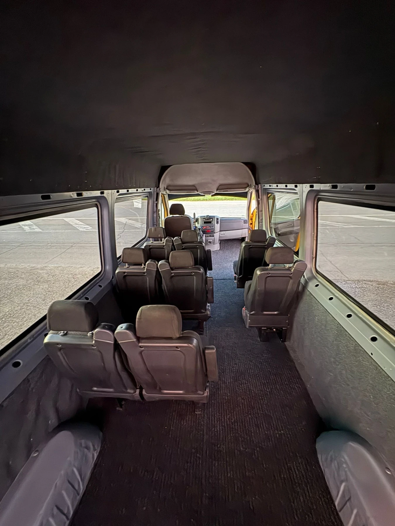 VW Crafter 2.0, снимка 8 - Бусове и автобуси - 54141340