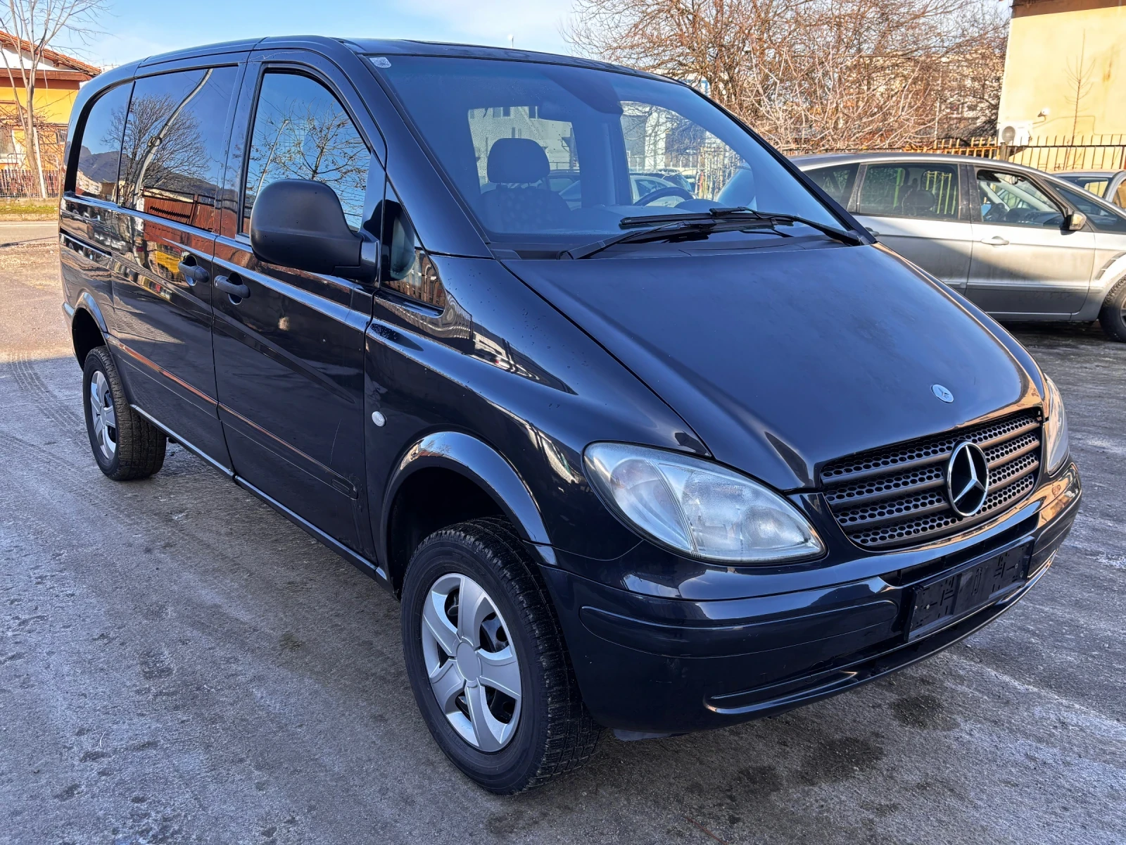Mercedes-Benz Vito 115 4x4 Business Van Ръчка - изображение 6