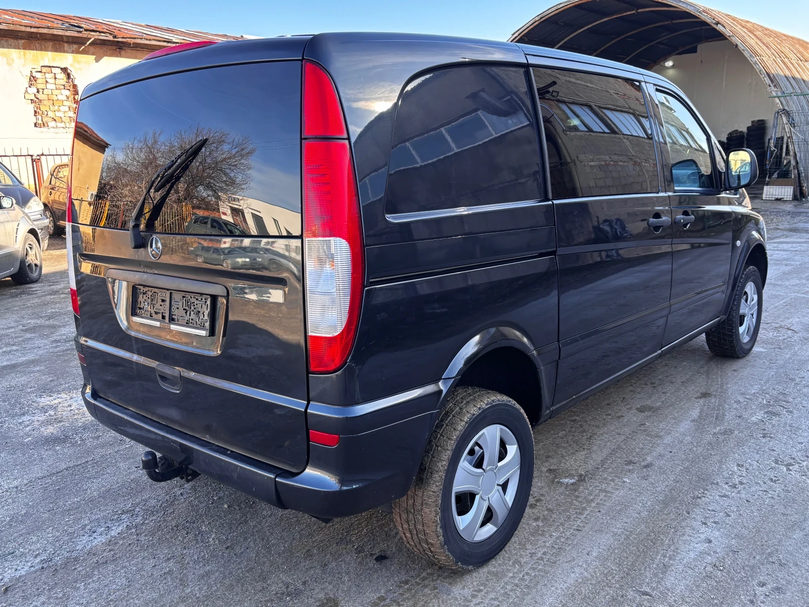Mercedes-Benz Vito 115 4x4 Business Van Ръчка - изображение 4