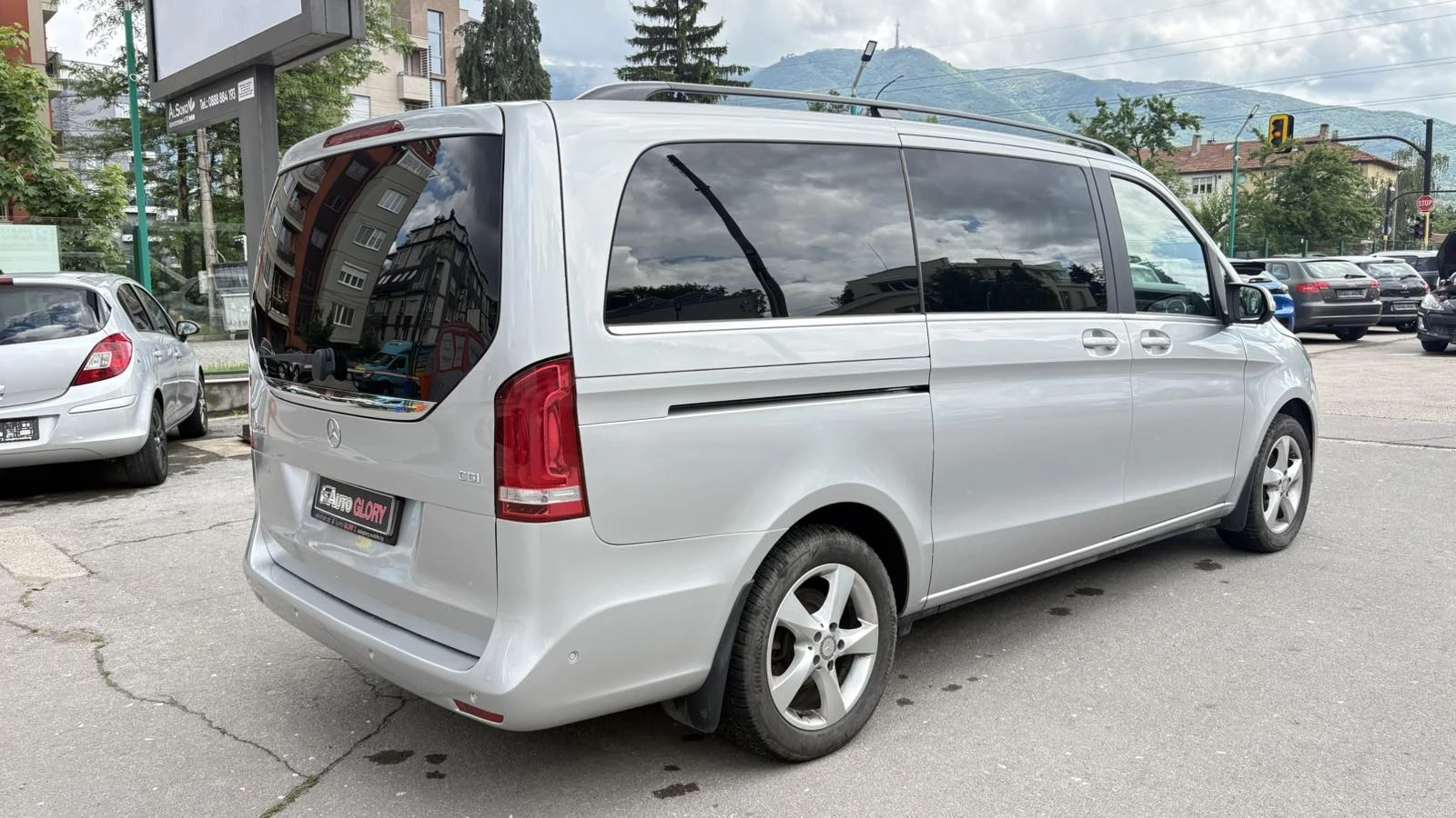 Mercedes-Benz V 220 2.2 DISEL, снимка 5 - Бусове и автобуси - 54751960