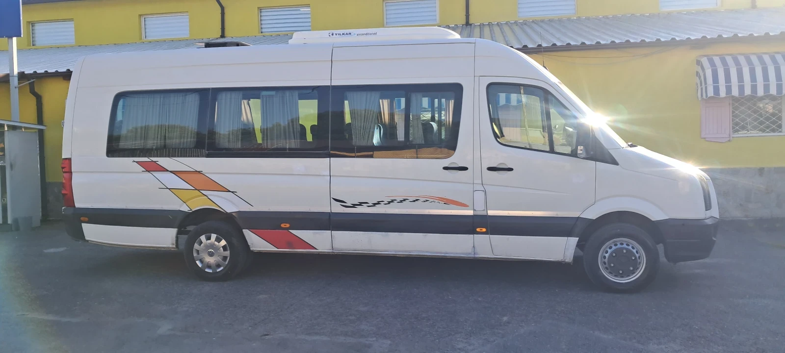 VW Crafter 22 Места 163 к.с., снимка 2 - Бусове и автобуси - 55976748