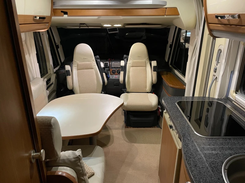Кемпер HYMER / ERIBA  B514 SL Gold Edition, снимка 10 - Каравани и кемпери - 52356192