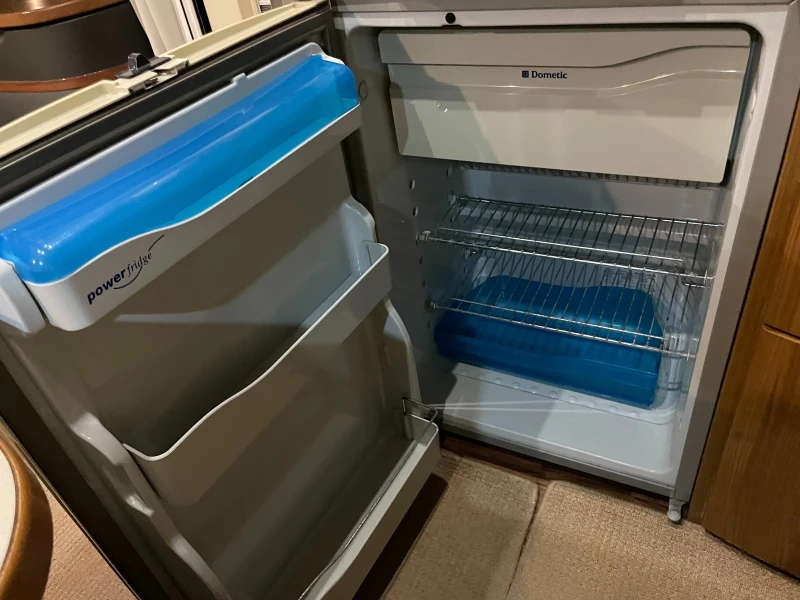 Кемпер HYMER / ERIBA  B514 SL Gold Edition, снимка 16 - Каравани и кемпери - 52356192