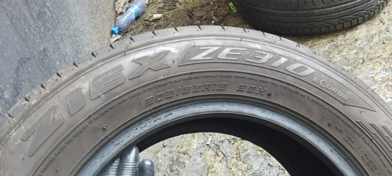 Гуми Летни 295/35R21, снимка 6 - Гуми и джанти - 32282728