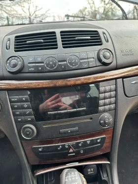 Mercedes-Benz E 220, снимка 4