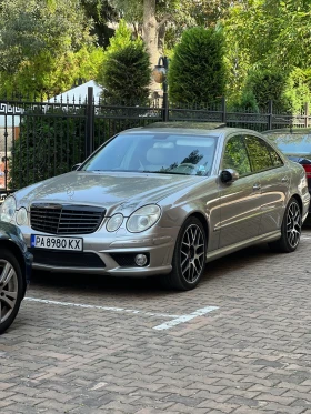 Mercedes-Benz E 270, снимка 8