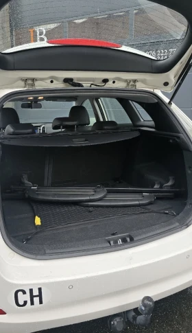 Hyundai I30 1.6 CRDI VERTEX , снимка 7