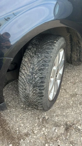 VW Touran, снимка 12 - Автомобили и джипове - 53636673