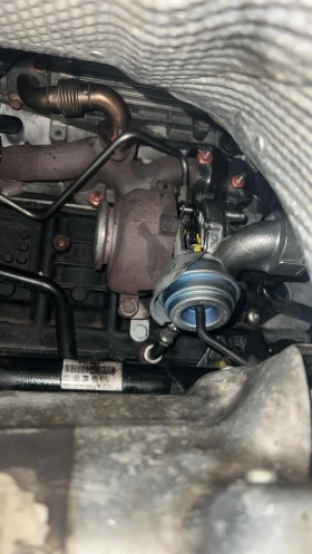 VW Touran, снимка 11 - Автомобили и джипове - 53636673