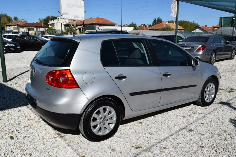 VW Golf 1.9 TDI 105 kc, снимка 5 - Автомобили и джипове - 47438423