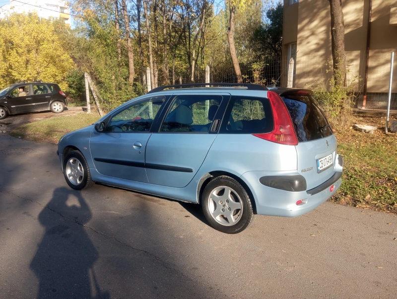 Peugeot 206, снимка 9 - Автомобили и джипове - 47509920