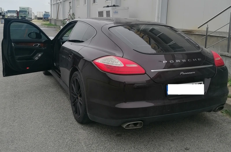 Porsche Panamera, снимка 3 - Автомобили и джипове - 48158532