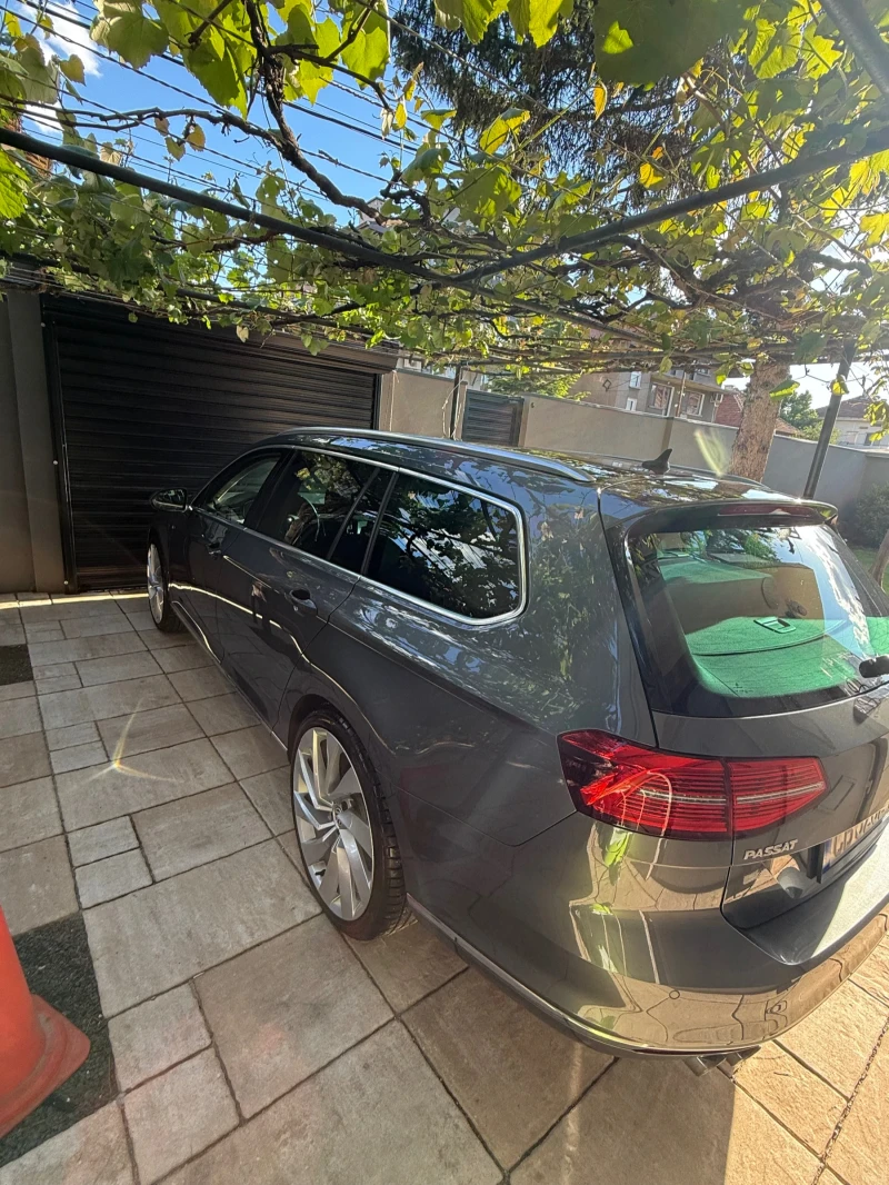 VW Passat 2.0 tdi 4motion High-Line Full Led ACC DSG Keyless, снимка 6 - Автомобили и джипове - 52365943