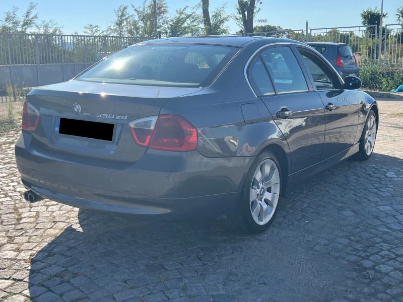 BMW 330 xd E90 231кс, снимка 7 - Автомобили и джипове - 52365765
