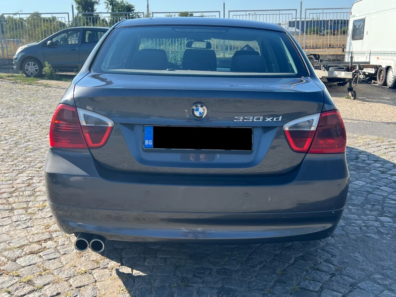 BMW 330 xd E90 231кс, снимка 6 - Автомобили и джипове - 52365765